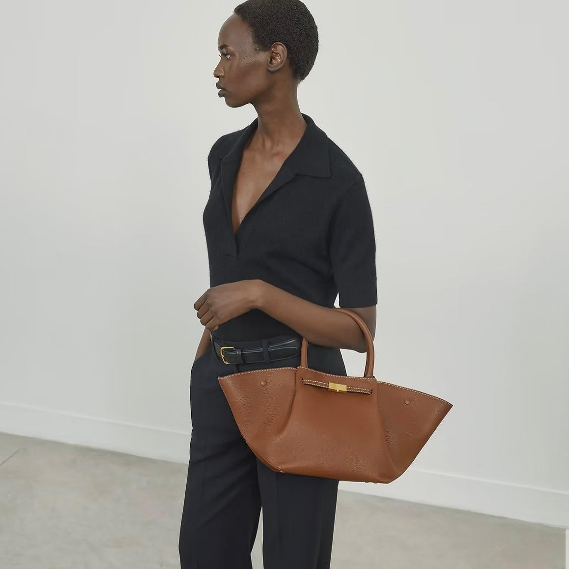 The Midi Trapeze Tote (Medium)